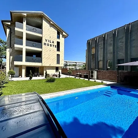 Moste 5 -with Pool&parking, Ev Station Daire *